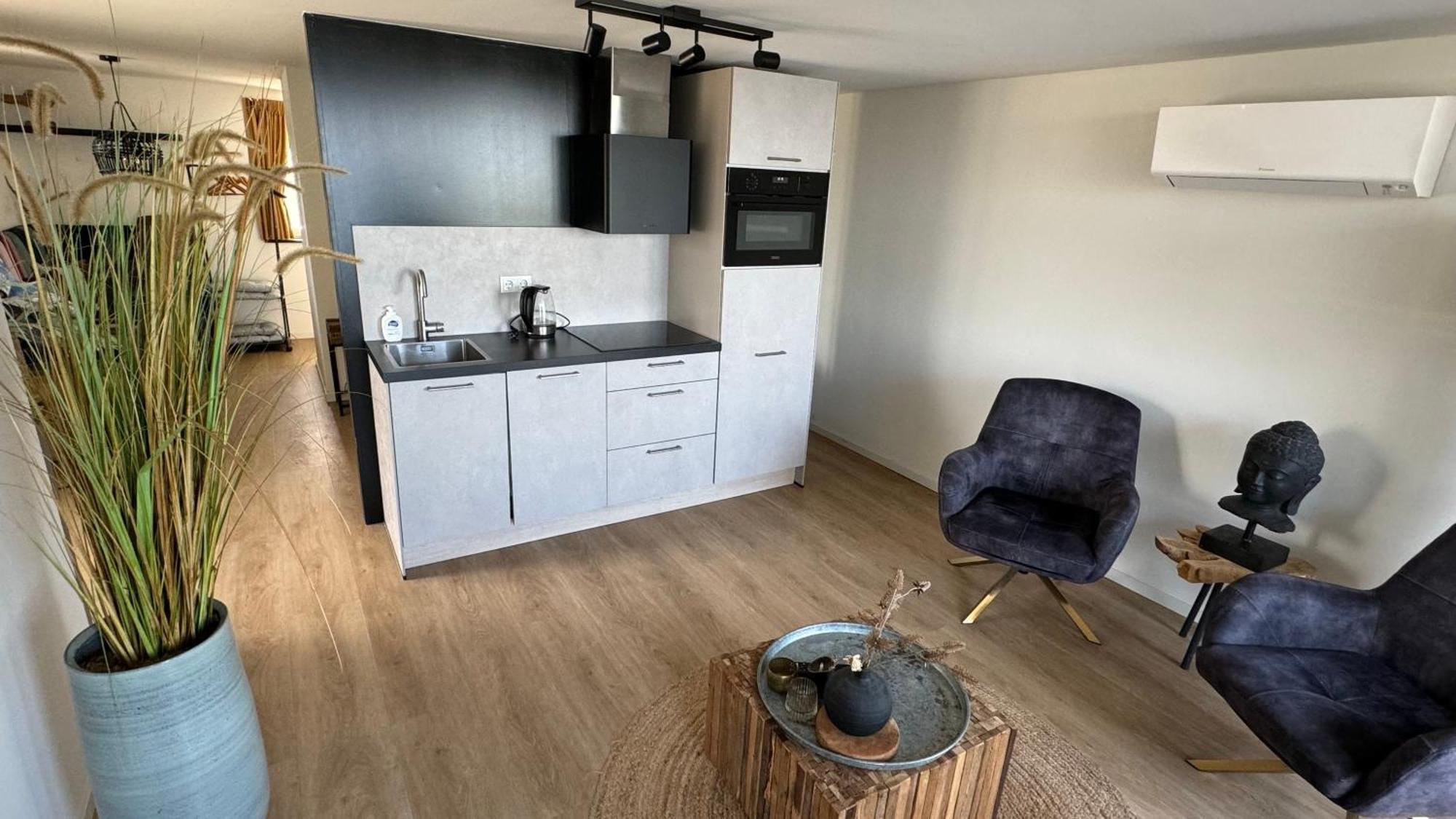 Plassenzicht Logies & Sloepverhuur Loosdrecht Ngoại thất bức ảnh